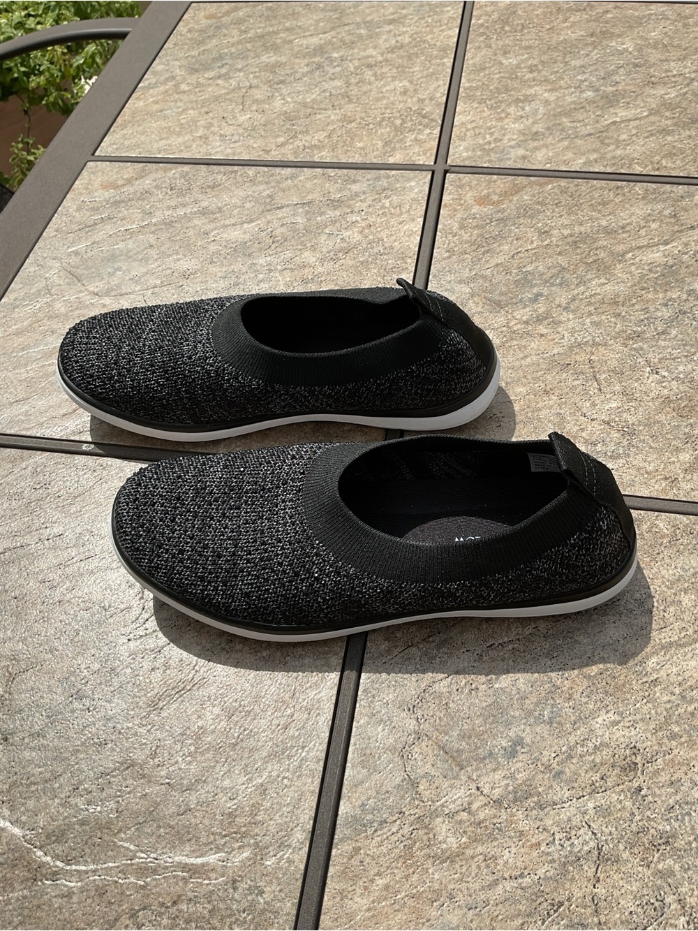 Comfortview black  silver Nova Knit Slip-On Sneaker